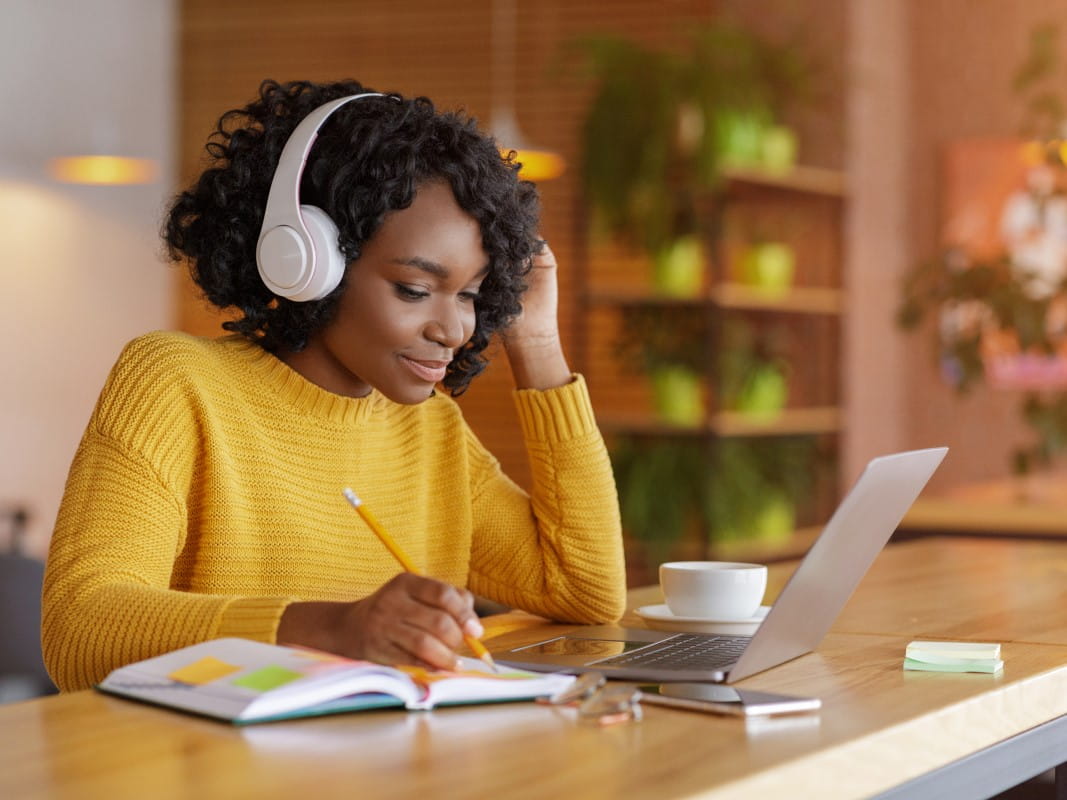 Young woman working in a cafe